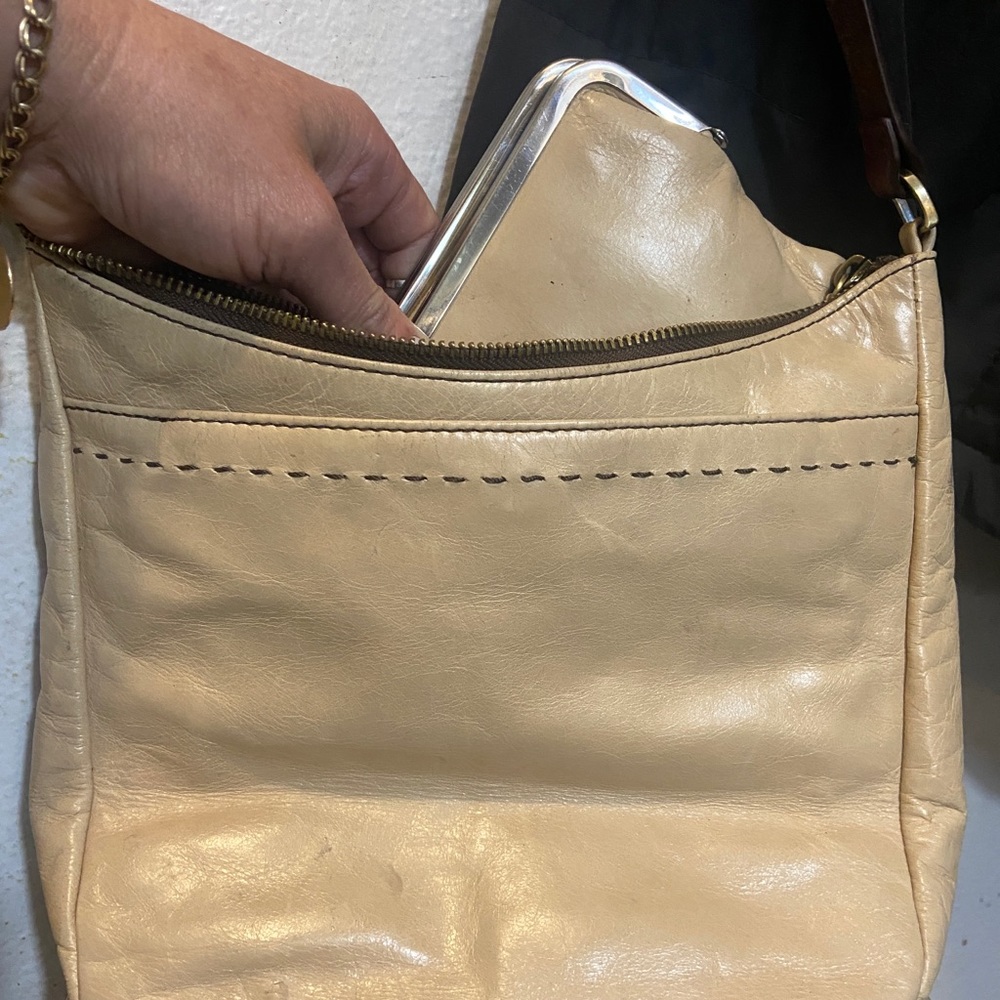 Aviva Hobo crossbody purse - Picture 6 of 6